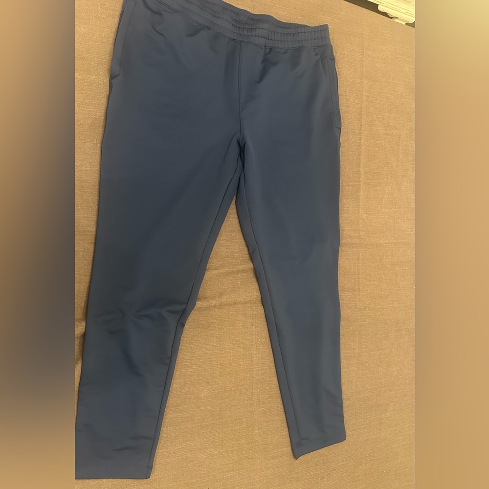 Rhone navy blue sweatpants size men’s XL